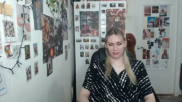 CapriScorpion online show from January 17, 1:56 pm