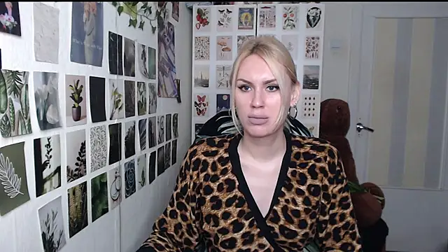 CapriScorpion online show from June 13, 10:46 am