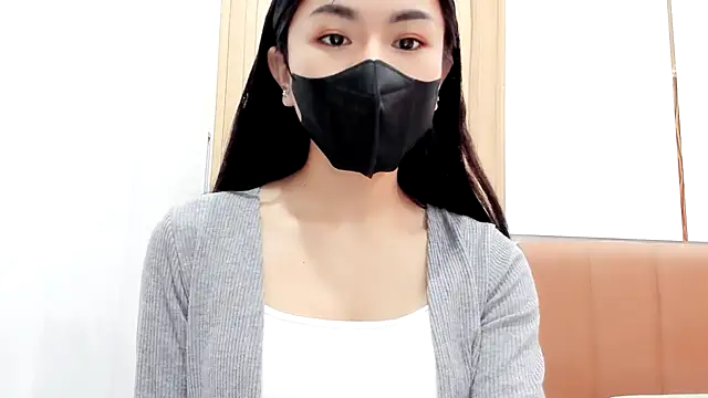 Lita-Julia online show from February 4, 8:02 am