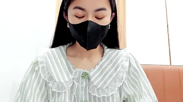 Lita-Julia online show from February 17, 9:13 am