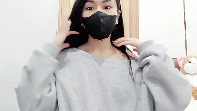 Lita-Julia online show from March 2, 7:23 pm