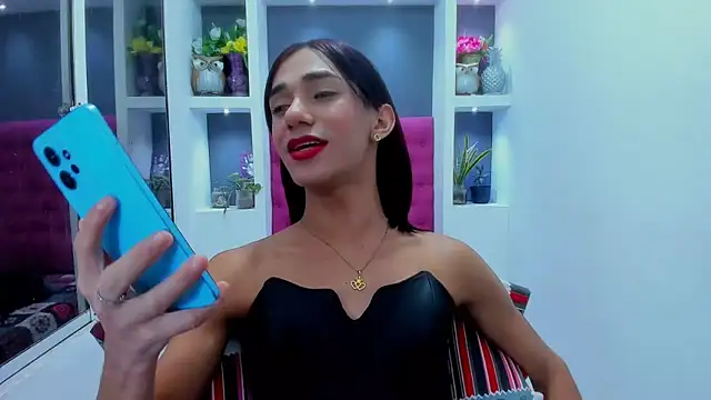 KatrinaQueen1 online show from February 2, 6:15 am