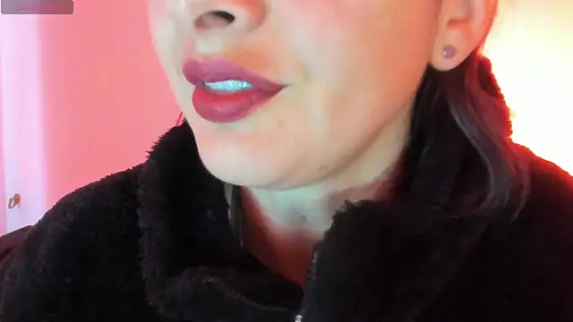 queen fetish online show from November 12, 10:48 am