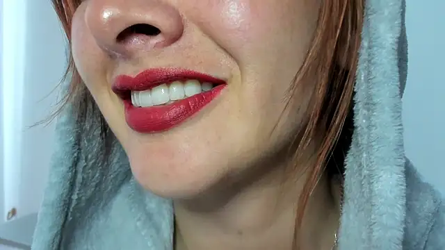 queen fetish online show from March 2, 7:10 pm