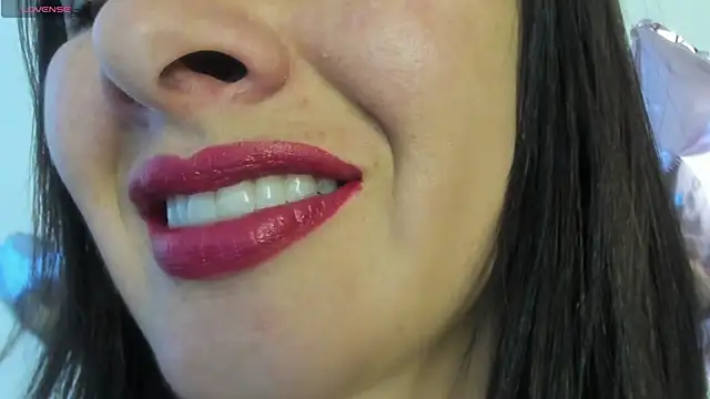 Snapshot of queen_fetish chatting on May 28, 6:49 pm queen fetish online show from May 28, 6:49 pm