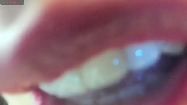 Snapshot of queen_fetish chatting on June 17, 7:26 pm queen fetish online show from June 17, 7:26 pm
