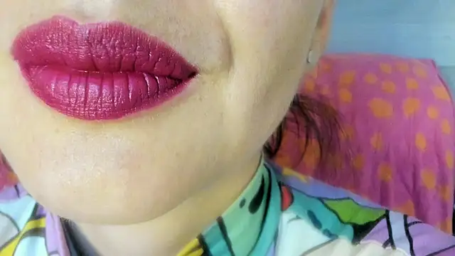 Snapshot of queen_fetish chatting on July 6, 10:45 am queen fetish online show from July 6, 10:45 am