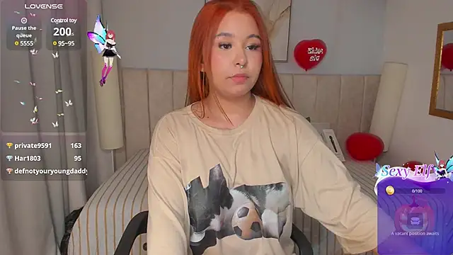 Snapshot of Atenea_cuteee chatting on February 18, 5:20 am Atenea cuteee online show from February 18, 5:20 am