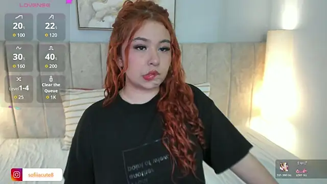 Atenea cuteee online show from January 9, 7:15 pm