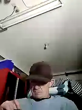 Snapshot of ironwood420 chatting on January 3, 1:58 pm ironwood420 online show from January 3, 1:58 pm