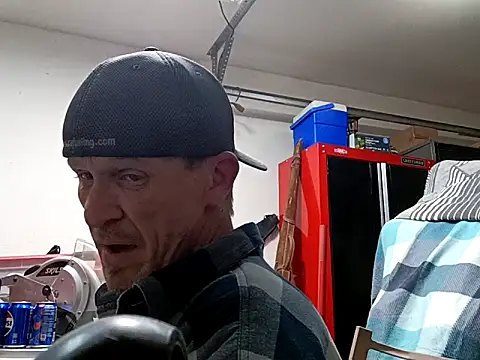 Snapshot of ironwood420 chatting on February 23, 2:04 pm ironwood420 online show from February 23, 2:04 pm