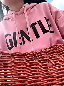 Snapshot of Zhuli11 chatting on October 27, 6:39 am Zhuli11 online show from October 27, 6:39 am