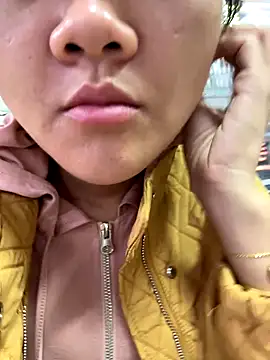 Snapshot of Zhuli11 chatting on October 29, 10:06 am Zhuli11 online show from October 29, 10:06 am