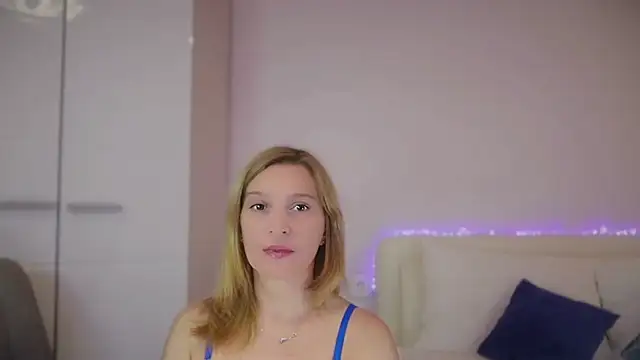 Snapshot of ms_natty chatting on November 21, 7:23 pm ms natty online show from November 21, 7:23 pm