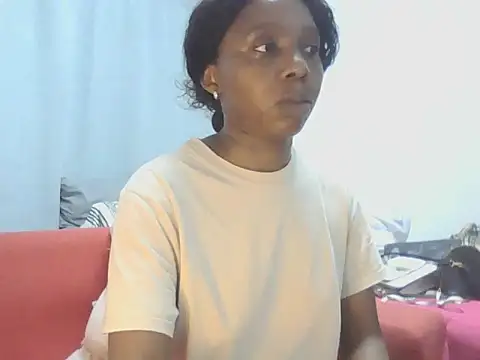 Snapshot of Sexxybella27 chatting on May 20, 7:42 pm Sexxybella27 online show from May 20, 7:42 pm
