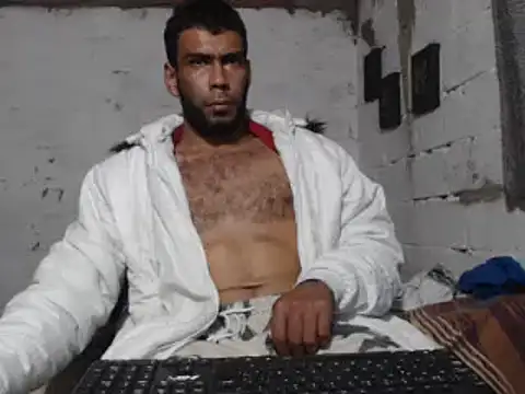 Snapshot of erik_alexander chatting on January 19, 10:17 am erik alexander online show from January 19, 10:17 am