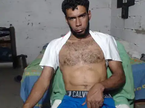 Snapshot of erik_alexander chatting on March 7, 4:46 am erik alexander online show from March 7, 4:46 am