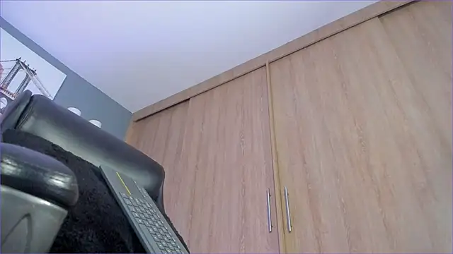 Bambi gurl online show from February 11, 2:16 am