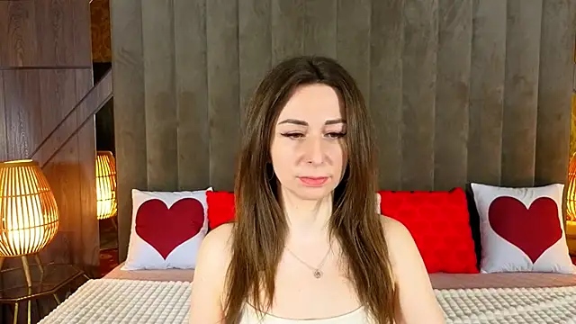 KimmmLi online show from February 10, 2:10 pm