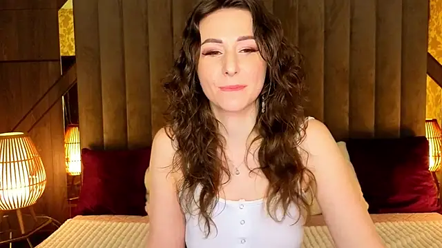 KimmmLi online show from April 28, 1:05 pm