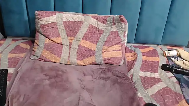 BLACKberry008 online show from February 20, 6:28 am