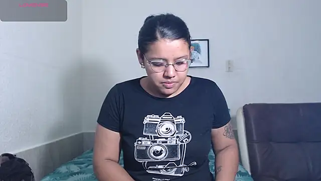 Snapshot of agata_22 chatting on June 23, 3:04 am agata 22 online show from June 23, 3:04 am