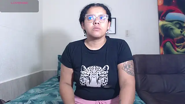 Snapshot of agata_22 chatting on June 26, 3:22 am agata 22 online show from June 26, 3:22 am