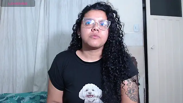Snapshot of agata_22 chatting on July 30, 3:38 am agata 22 online show from July 30, 3:38 am