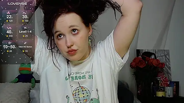 Snapshot of IrinaArt chatting on March 23, 12:26 am IrinaArt online show from March 23, 12:26 am