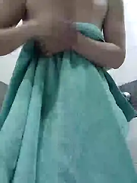 Snapshot of vaders_daughter chatting on March 11, 2:29 pm vaders daughter online show from March 11, 2:29 pm