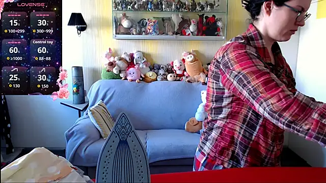 vaders daughter online show from May 4, 9:49 am