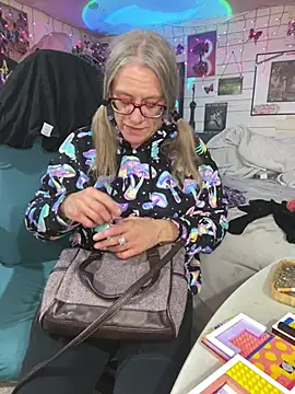 TrenaAnne online show from February 27, 11:48 pm