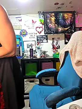 TrenaAnne online show from February 28, 6:31 pm