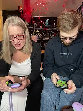 TrenaAnne online show from February 9, 4:00 pm