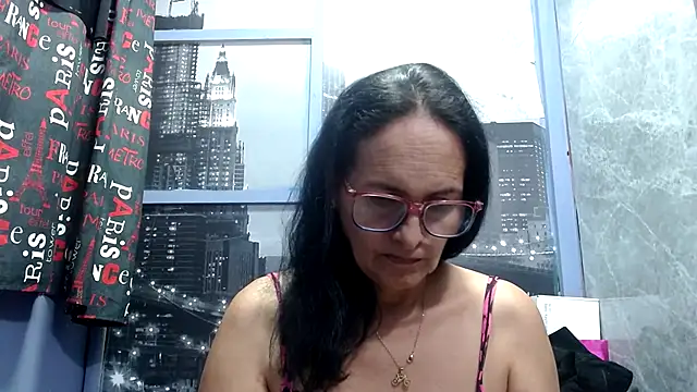 Snapshot of Nastylatinaxxx chatting on March 18, 12:05 am Nastylatinaxxx online show from March 18, 12:05 am