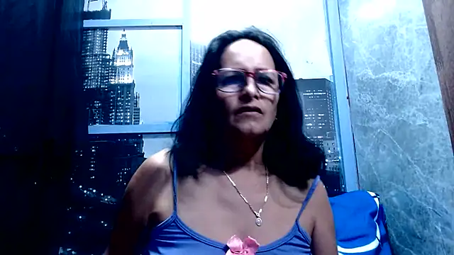 Nastylatinaxxx online show from May 26, 11:39 am