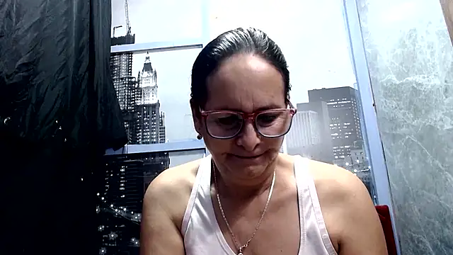 Nastylatinaxxx online show from July 2, 11:49 am