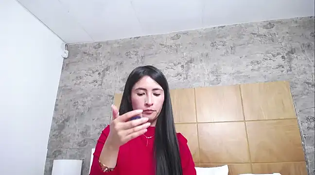 JainaRogers online show from February 22, 5:35 pm