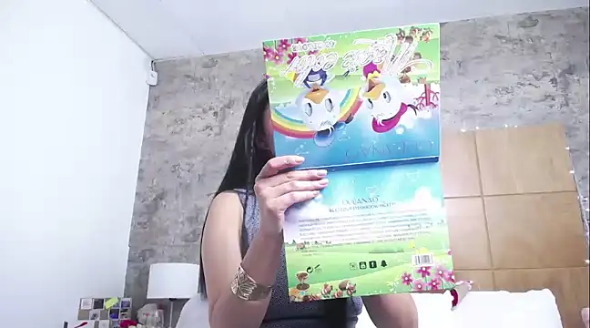 JainaRogers online show from March 12, 5:38 pm