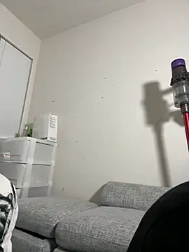 POCARI SWEAT online show from February 14, 11:07 am