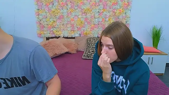  Olli  Stiw  online show from September 14, 8:13 am