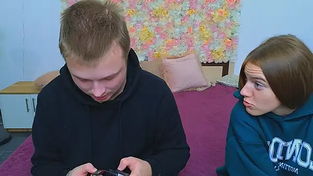  Olli  Stiw  online show from September 16, 6:03 am