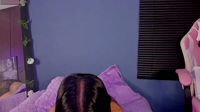 Alaia Asuka online show from December 13, 12:31 am