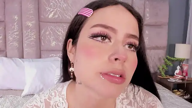 AnnieNasty online show from November 1, 12:51 pm