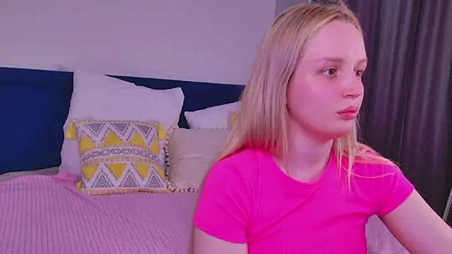 Snapshot of Beatrica_Klein chatting on May 26, 2:02 pm Beatrica Klein online show from May 26, 2:02 pm