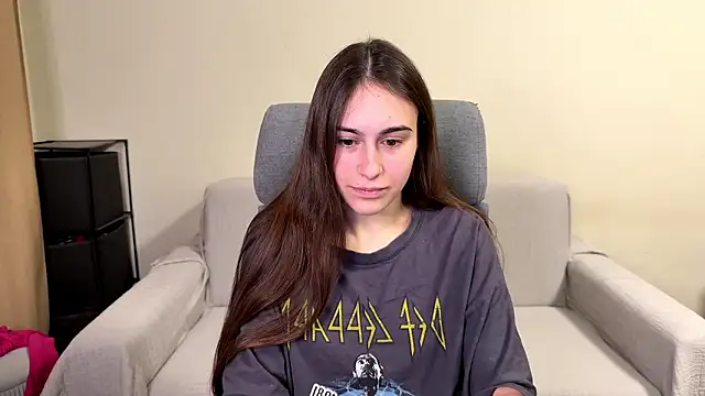 AliceKolltt online show from February 17, 7:31 pm