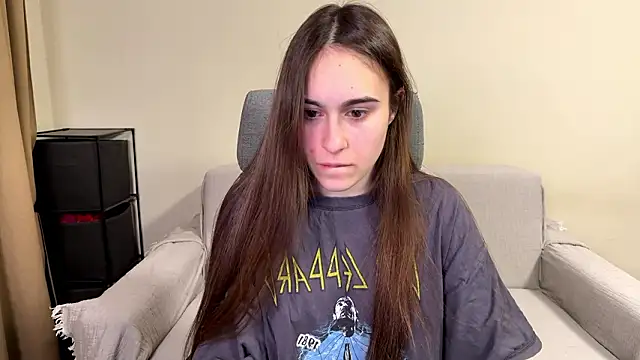 AliceKolltt online show from March 1, 8:11 pm