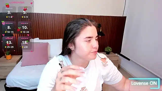 Aabby lee online show from November 27, 8:00 pm