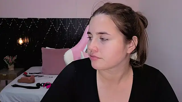 Aabby lee online show from May 23, 7:07 pm