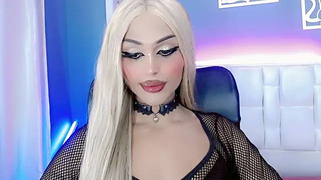 Snapshot of amal_baddell chatting on January 14, 5:30 am amal baddell online show from January 14, 5:30 am